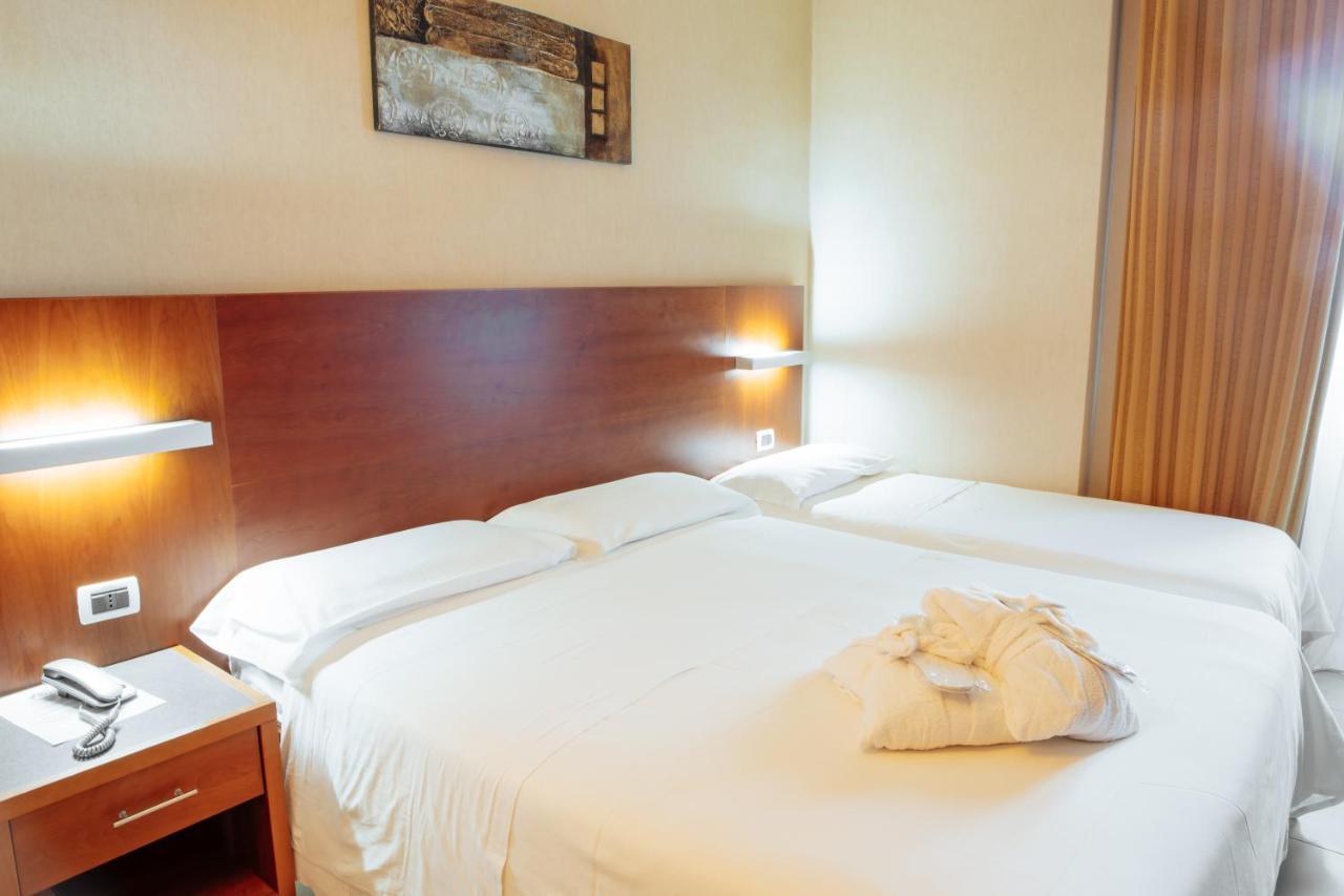 Hotel Amico Citta Sant'Angelo Eksteriør bilde