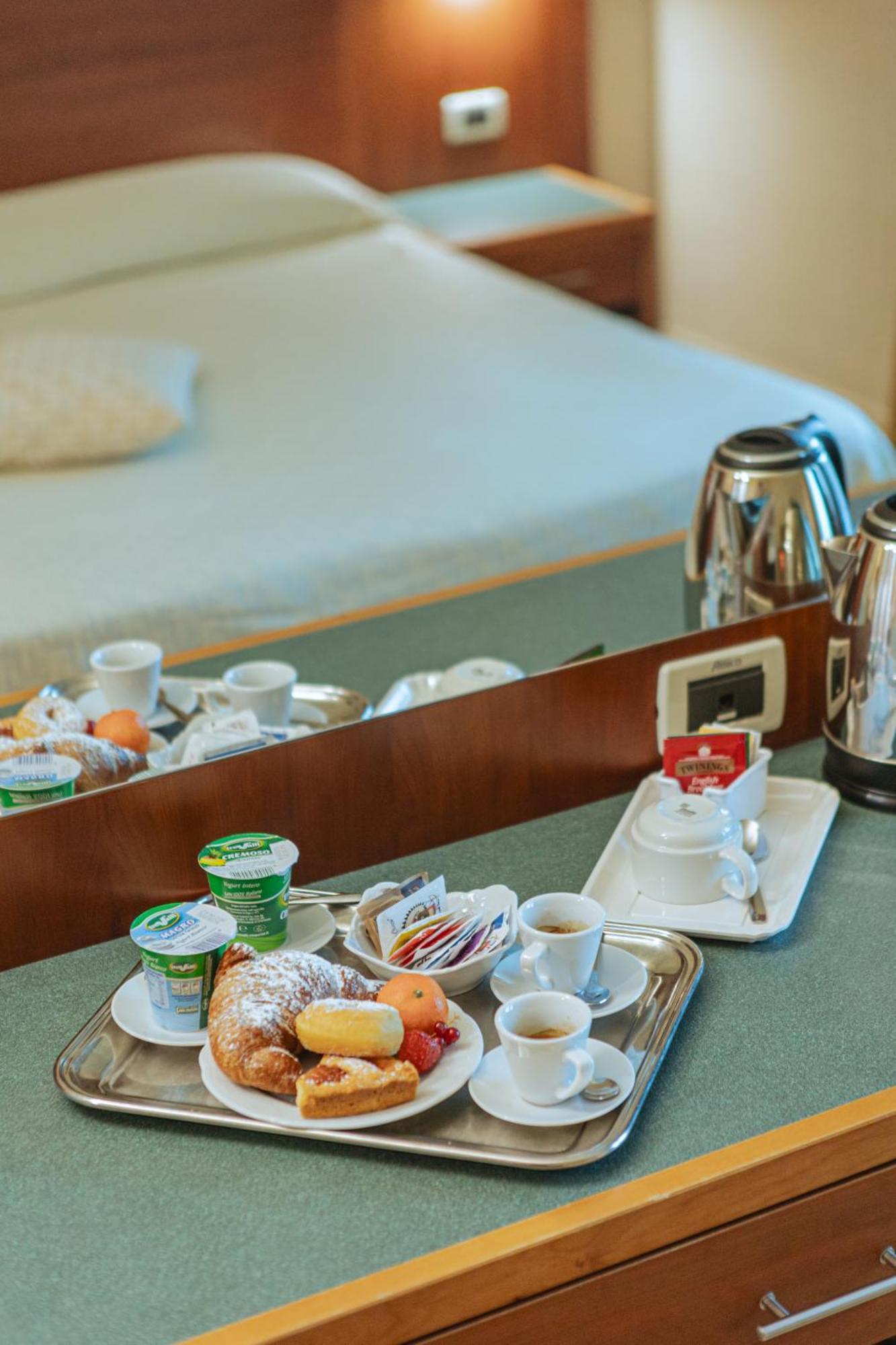 Hotel Amico Citta Sant'Angelo Eksteriør bilde